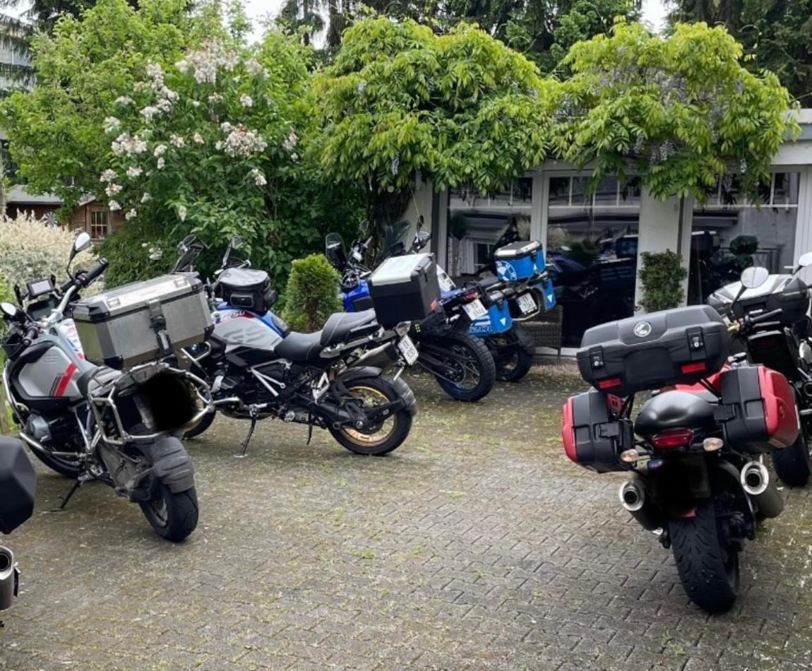 Hotel Kaup Paderborn Bagian luar foto